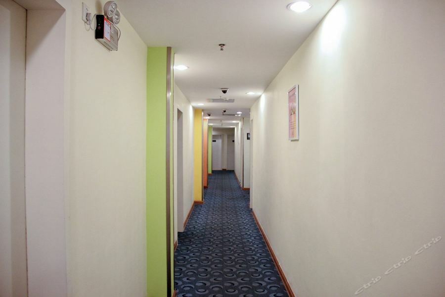7Days Inn Guangzhou Jiaokou Subway Station 2Nd Esterno foto