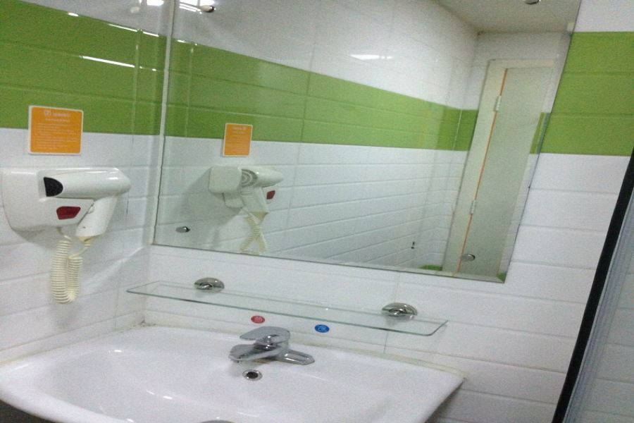 7Days Inn Guangzhou Jiaokou Subway Station 2Nd Esterno foto